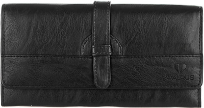 

Walrus Casual Black Clutch