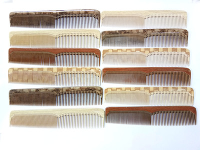 

Yashansh 12 WOODEN LOOK HAIR COMB SET Y.A-2111