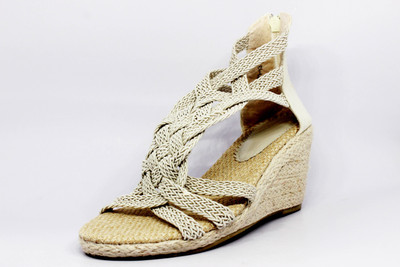 

Vstario Women Grey Wedges