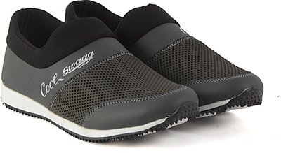 

CoolSwagg Stylish Slip On Running Shoes For Men(Grey