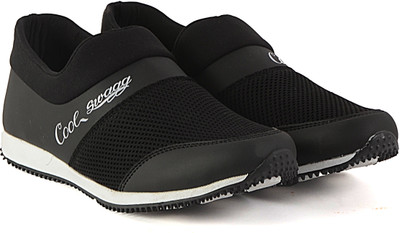 

CoolSwagg Stylish Slip On Walking Shoes For Men(Black