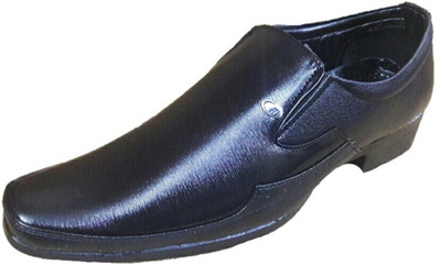 

cevelj Slip On For Men(Black