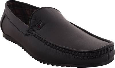 

TWIN FEET Black Loafers Loafers For Men(Black