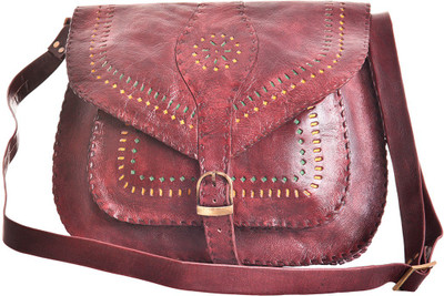 

Craft Play Women Casual Maroon Leatherette Sling Bag