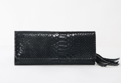 

Thou Art Women Casual Black Artificial Leather Wallet(4 Card Slots)