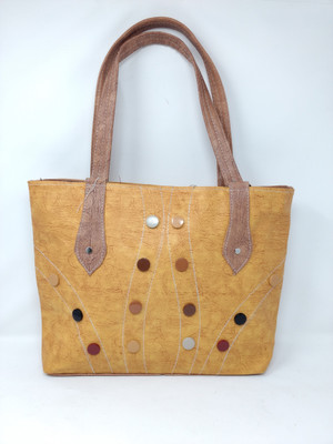 

SM Shopper Women Casual, Formal, Evening/Party Leatherette Sling Bag Shoulder Bag(Yellow, 5 L)
