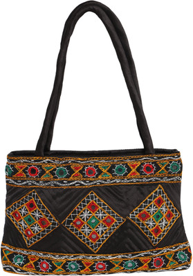 

INDICRAFTS STUDIO TRIVENI Shoulder Bag(Black, 9 L)