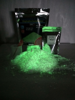 

BucketBolt Glow in dark snow for kids. Just add water , useful in school projects , games, hobby ideas, decorations. Feels like real snow. For age above 4 years(Multicolor)