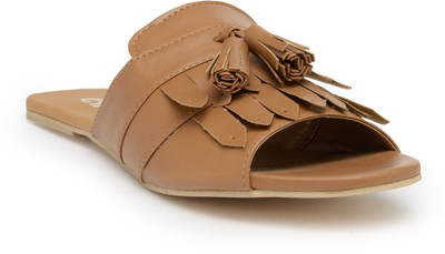 

Chalk Studio Women Tan Flats