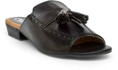 

Chalk Studio Women Black Flats