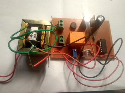 

TechWiz AutomatictEMPRATURE rEGULATED fAN using LM324 Educational Electronic Hobby Kit