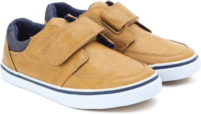 

The Children's Place Boys Velcro Sneakers(Brown, Tan