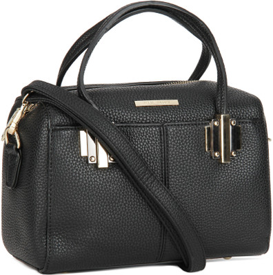

W Hand-held Bag(Black)