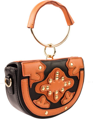 

Voyage Sling Bag(Tan)