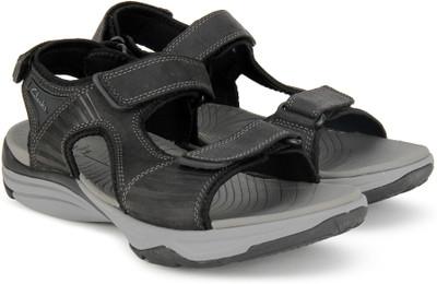 

Clarks Men Black Sandals