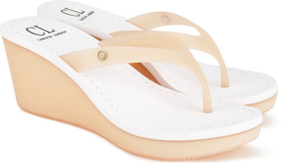 

Carlton London Women NUDE Wedges