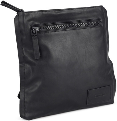 

Calvin Klein Men Casual Black Polyester Sling Bag