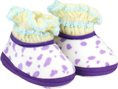 

Neska Moda Polka 0 To 12 Month Baby Booties(Toe to Heel Length - 12 cm Purple)