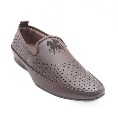 

Bunkeys Bunkeys Men's Brown Casual Loafer Outdoors For Men(Brown