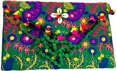 

KABIR BAMBHAARI Casual Green Clutch