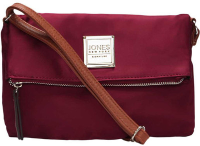 

Jones New York Shoulder Bag(Maroon)