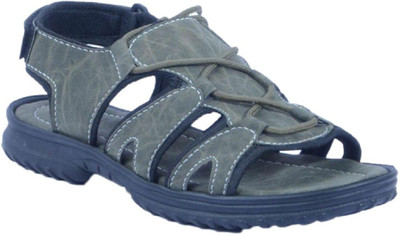 

Bunkeys Men Green Sandals