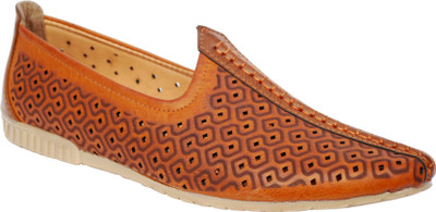 

AK traders I shoes dark brown color dotted nagra Jutis For Men(Brown