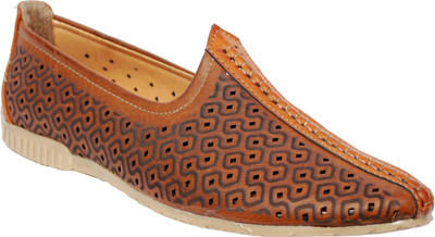

AK traders I shoes light black color dotted nagra Jutis For Men(Brown