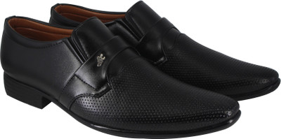 

LeatherKraft Men's Canvas Shoes For Men(Black