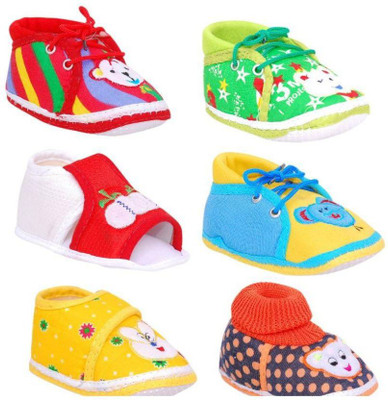

Brats N Angels Boys & Girls Slip on Casual Boots(Multicolor