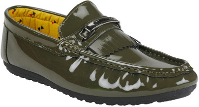 

Vostro NORRIS Casuals For Men(Green, Vcs1057-olive