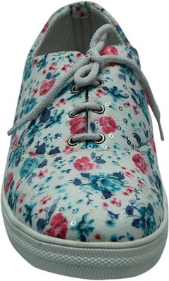

Sleepzy Canvas Shoes For Women(Multicolor, White