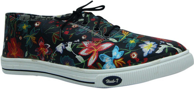 

Sleepzy Canvas Shoes For Women(Multicolor, Multi