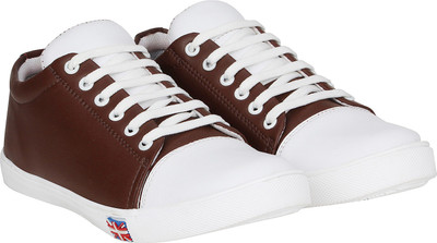 

Kraasa Kick Sneakers For Men(White, Brown