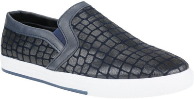 

Vostro STEAMER Casuals For Men(Blue, Vcs1041-blue