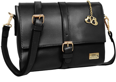 

Anglopanglo Sling Bag(Black)