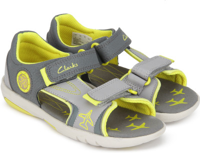 

Clarks Boys Velcro Strappy Sandals(Grey, Grey combi lea