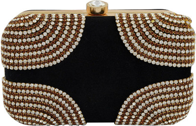 

Tooba Handicraft Party Black Clutch