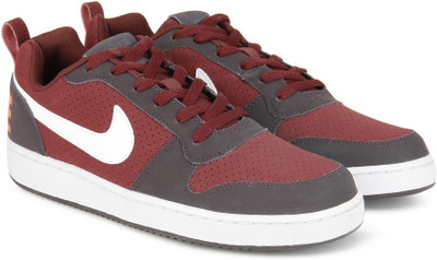 Nike COURT BOROUGH LOW Sneakers For Men(Burgundy, Bronze)
