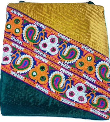 

KutchKalaHouse Women Casual Yellow, Green, Pink Silk Sling Bag, Green;pink;yellow