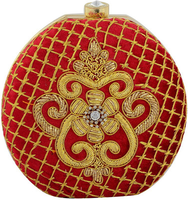 

Tooba Handicraft Party Red Clutch