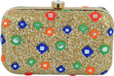 

Tooba Handicraft Party Gold Clutch