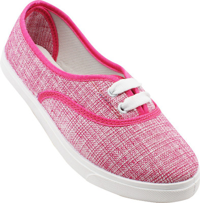 

Claptrap Sneakers For Women(White, Pink