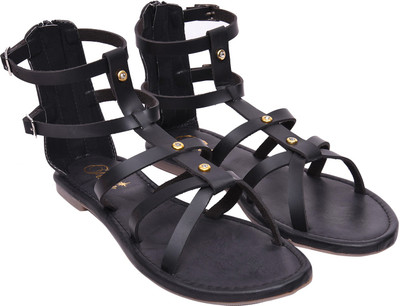 

Jade Women Black Flats