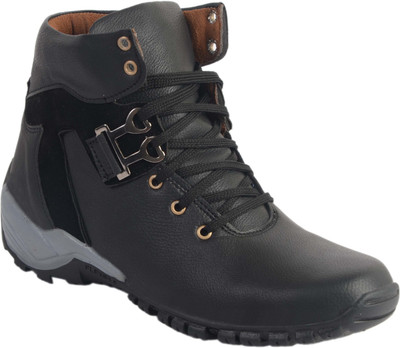 

Aadi Outdoors For Men(Black