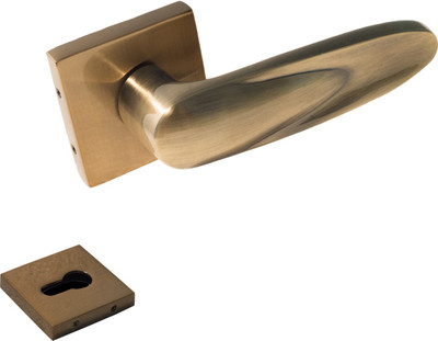 

QSEVEN Zinc Door Pull(Multicolor Pack of 1)