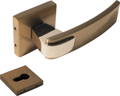 

QSEVEN Zinc Door Pull(Multicolor Pack of 1)
