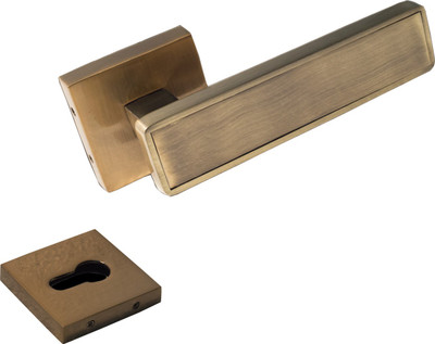 

QSEVEN Zinc Door Pull(Multicolor Pack of 1)