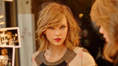 

Music Taylor Swift Singers United States Wall Poster POSTER PRINT ON 13X19 INCHES 3D Poster(13 inch X 19 inch, Rolled)
