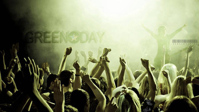 

Music Green Day Band (Music) United States Wall Poster POSTER PRINT ON 13X19 INCHES 3D Poster(13 inch X 19 inch, Rolled)